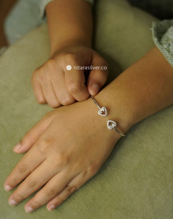 Duet Heart Flexible Bangle
