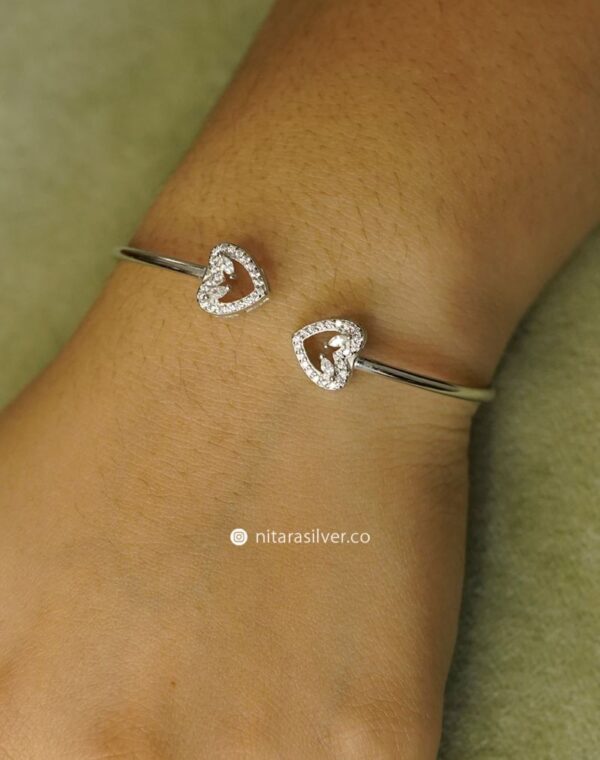 Duet Heart Flexible Bangle