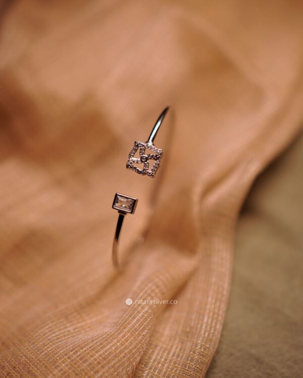 Zircon Square Flexible Bangle