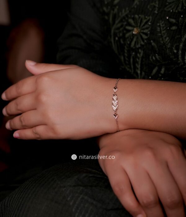 Zircon Studded V Bracelet