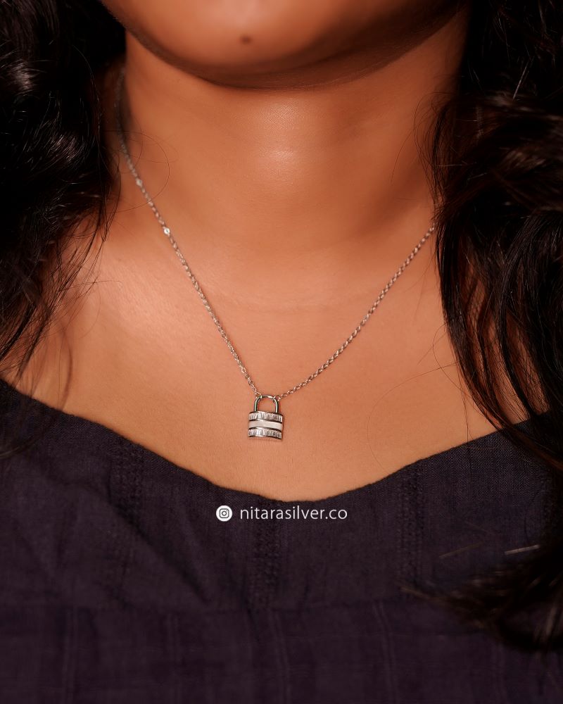 Lock Pendant Chain