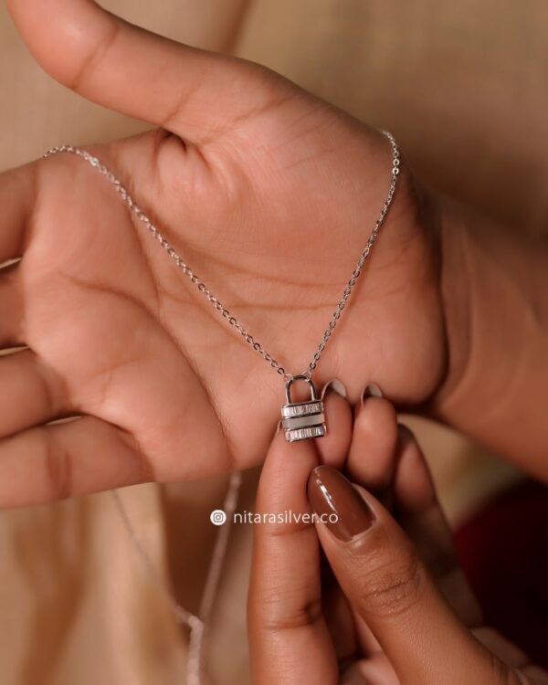 Lock Pendant Chain