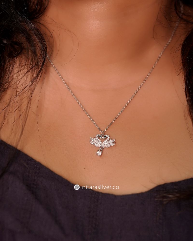 Swan Pendant Chain