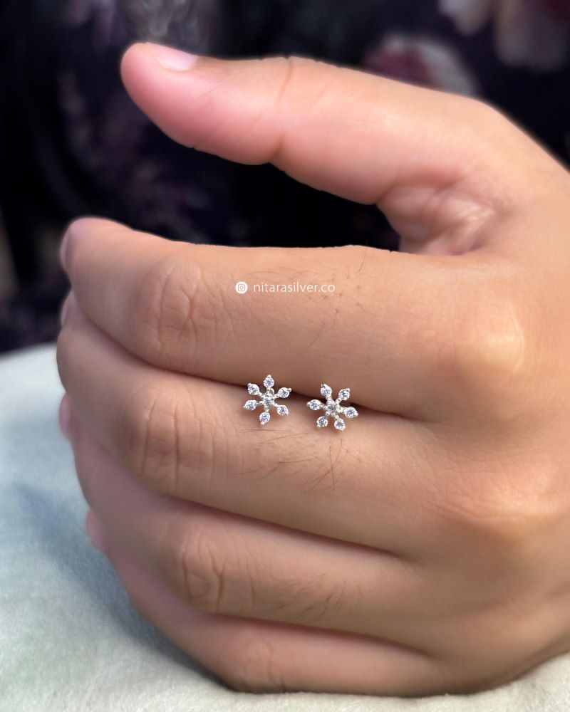 Snowflake Stud