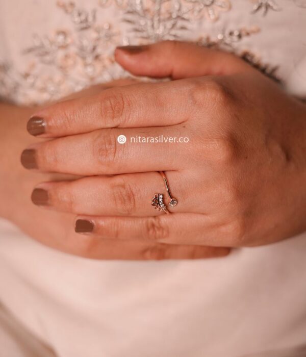 Tiara Ring